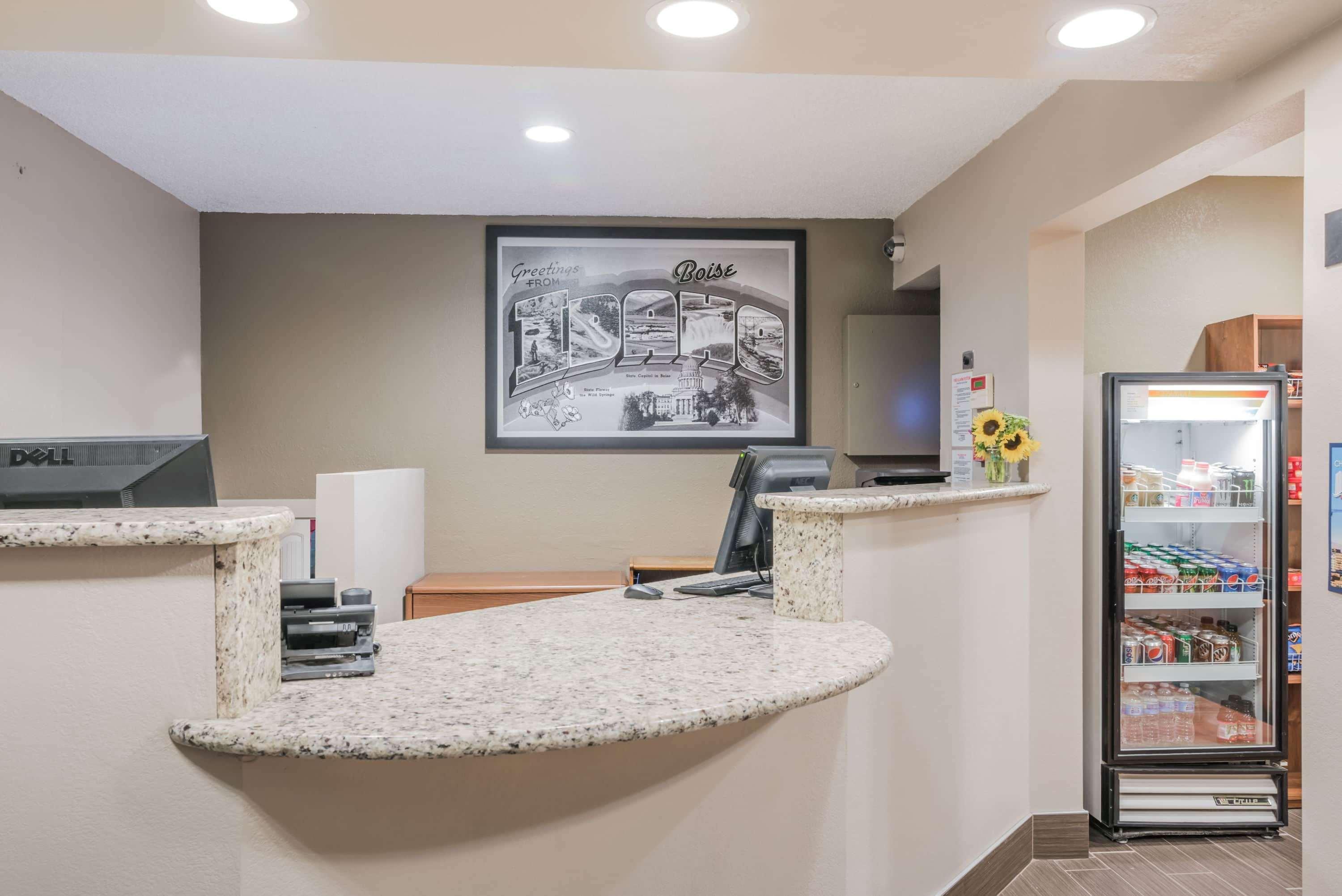 Super 8 By Wyndham Boise Otel Dış mekan fotoğraf