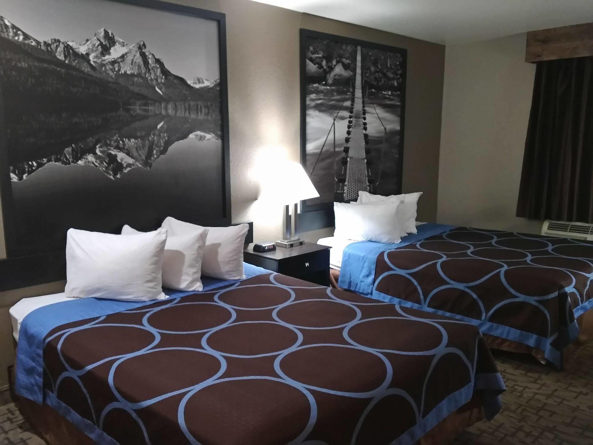Super 8 By Wyndham Boise Otel Dış mekan fotoğraf