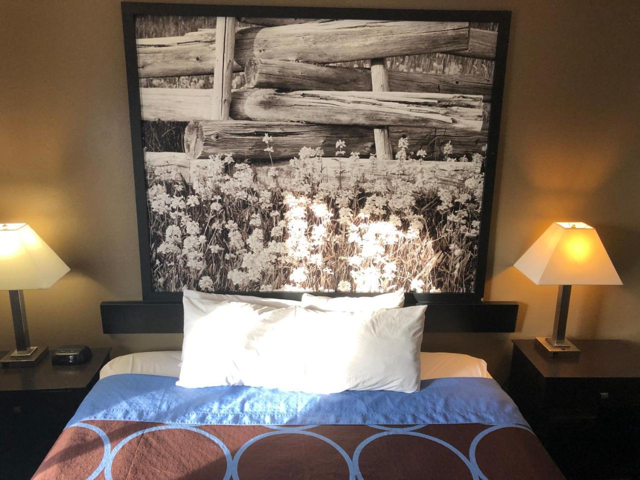 Super 8 By Wyndham Boise Otel Dış mekan fotoğraf