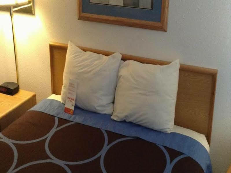 Super 8 By Wyndham Boise Otel Dış mekan fotoğraf